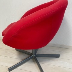 【人気色】IKEA SKRUVSTA スクルーヴスタ　レッド　回転イスの画像