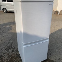 ✅SHARPノンフロン冷凍冷蔵庫✅ ✅SJ-D14E-W✅の画像