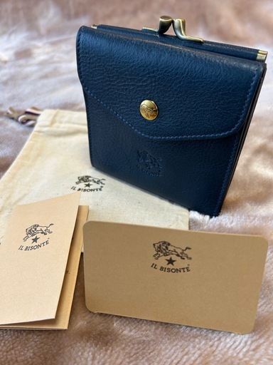 未使用IL BISONTEイルビゾンテウォレットがま口財布ガマ口二つ折り財布 フラップ式二つ折り財布 ガマ口三つ折り財布 フラップ式三つ折り財布折財布さいふサイフ小銭入れ付ネイビー紺色ダークブルー青色イタリアンレザー牛革本革横幅11高11マチ2.3イタリア製