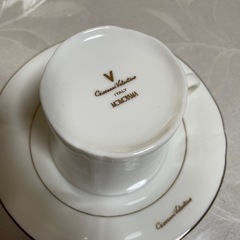 ヴァレンティーノイタリア製の食器セットの画像