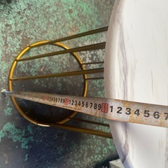 円形テーブルの画像