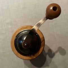 HARIO コーヒーミル　コラム　木製の画像
