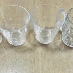 ビールグラスとハイボールグラスの画像