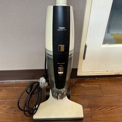 ツインバード スティック型クリーナー TC-E136型の画像