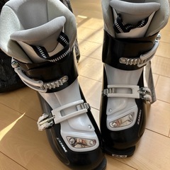 新品　KAZAMA スキーブーツ　スキーシューズの画像