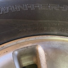& タイヤホイール 4本セット スタッドレス　265/70R16 16インチ　 6穴　2019年製  の画像