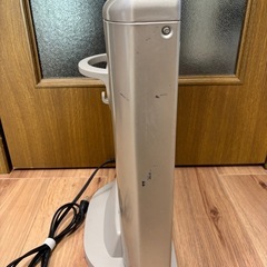 遠赤外線ストーブの画像