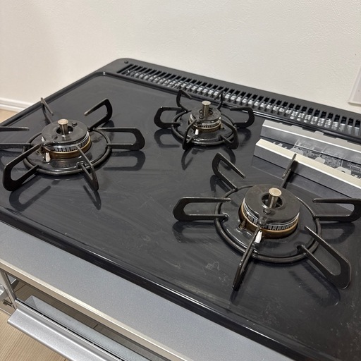 タカラスタンダードビルドイン3口コンロ