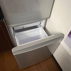 【SHARP】冷蔵庫の画像