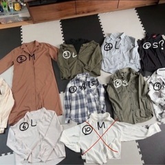 ⑬各春秋物 100円に値下げ中。シャツ 羽織り レディースの画像