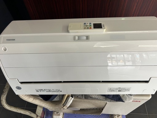 東芝大清快2.8kw自動機能お掃除付き、ルームエアコン、クーラー