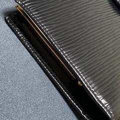 LOUIS VUITTON ルイヴィトン エピ コンチネンタル ヴィエノワ 長財布です。ほとんど使用していない綺麗な物です。の画像