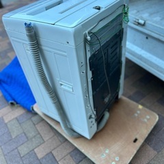 配達無料　2020年　パナソニック洗濯機　5KG　の画像