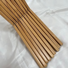 木製ハンガー①  前屈みタイプ　9本セットの画像