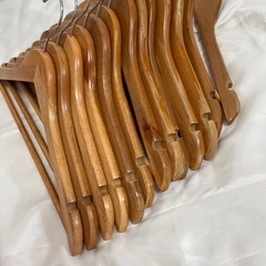 木製ハンガー②  真っ直ぐタイプ　13本セットの画像