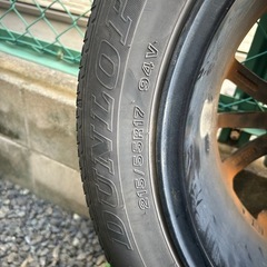 タイヤ4つセットの画像