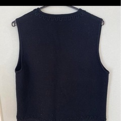 COR ROSI 黒刺繍ニットベストの画像