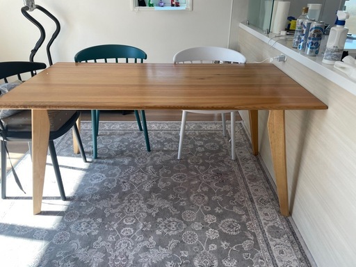 ダイニングテーブル