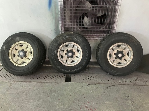 ハイラックスサーフ　3本