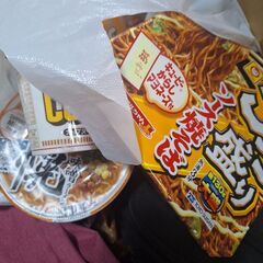 間違って買いました。掛け時計ほしい方！ごつもり、カップ麺などの画像