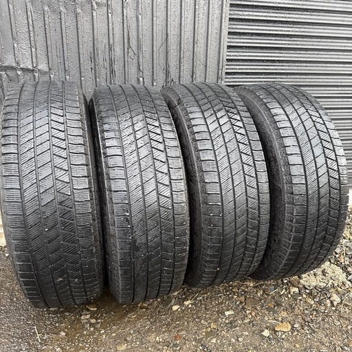 レクサスRX純正アルミ18インチ235/65R18 106Q ブリジストンブリザック VRX3  2022年製　5穴PCD114.3 