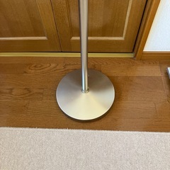 スチール製ポールハンガーの画像