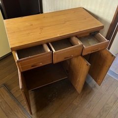 キッチン収納　カントリーの画像