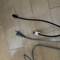中古　日焼けあり　シャープLC32D30 -Wの画像