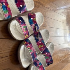 クロックス専門店の本物クロックス7足 の画像