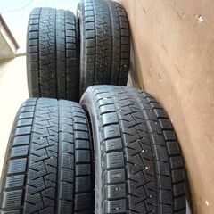 譲ります。225/45R18 スタッドレスタイヤ4本の画像