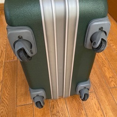 samsoniteスーツケースの画像