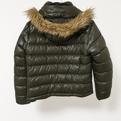 【処分価格】ユニクロ ダウンジャケット Sサイズ／カーキ系・美品・数回使用のみ（800円）の画像