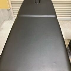 木製折り畳みマッサージベッド黒【管理番号564】の画像