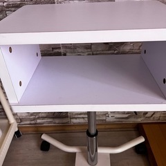 サイドテーブル　サロン用テーブル　ネイル　美容室の画像