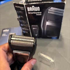 ブラウン　電動シェーバーの画像