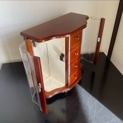 アンティーク　アクセサリーチェストの画像