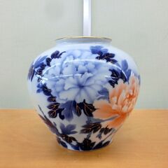 未使用■深川製 花瓶 染錦牡丹 花生 花瓶 金彩 花入 花瓶 有田焼 札幌 西区 西野店の画像