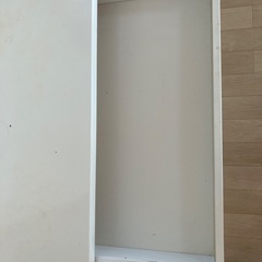 パソコンデスクの画像