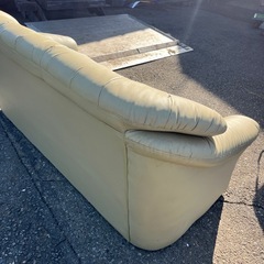 引き取り限定 家具 ソファ 3人掛けソファー レザー  の画像