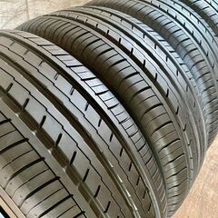YOKOHAMAタイヤ BluEarth ES32 215/50R17 95V 中古タイヤ4本セットの画像