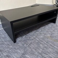 モニターテーブルの画像