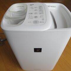 シャープ加熱式加湿器2022年製の画像