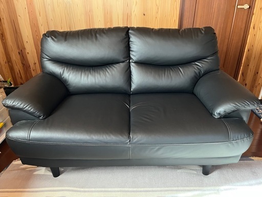 傷・汚れに強い合成皮革 2人掛けソファ　最終価格　ニトリ　スツール別売り