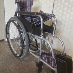 日進医療器　折りたたみ車椅子 NEO-0 アルミ製 車イスの画像