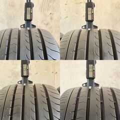 YOKOHAMAタイヤ BluEarth RV03 215/60R16 95H 中古タイヤ4本セットの画像