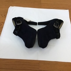 女性用ショートブーツの画像