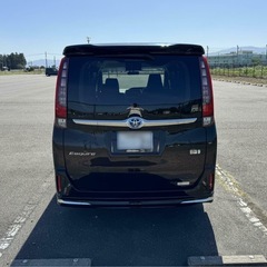 ワンオーナー トヨタ エスクァイア ハイブリッド Gi 車検R8/5の画像