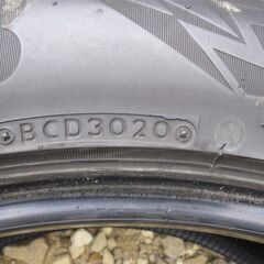 スタッドレス 275/50R20 ブリヂストン BLIZZAK DM-V3の画像