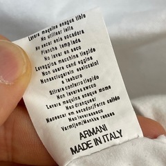 ARMANI アルマーニ　ホワイト Vネック Tシャツ 半袖Tシャツ カットソー トップス Tシャツ 白 ホワイトサイズLの画像