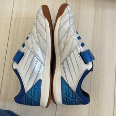 umbro 室内サッカーシューズ
の画像